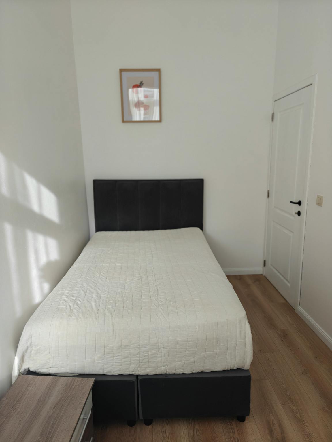 Appartement à louer à Molenbeek-Saint-Jean 1080 650.00€ 1 chambres 75.00m² - annonce 683371