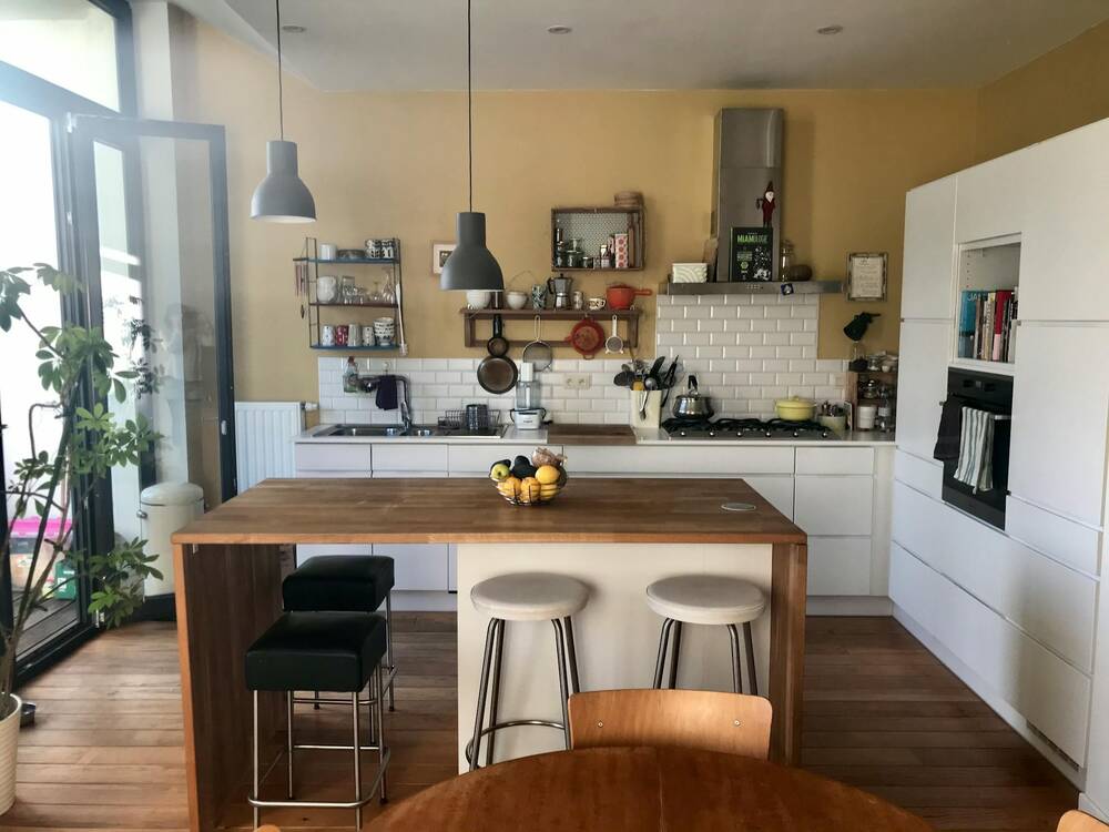 Appartement te  huur in Vorst 1190 1600.00€ 1 slaapkamers 70.00m² - Zoekertje 795223