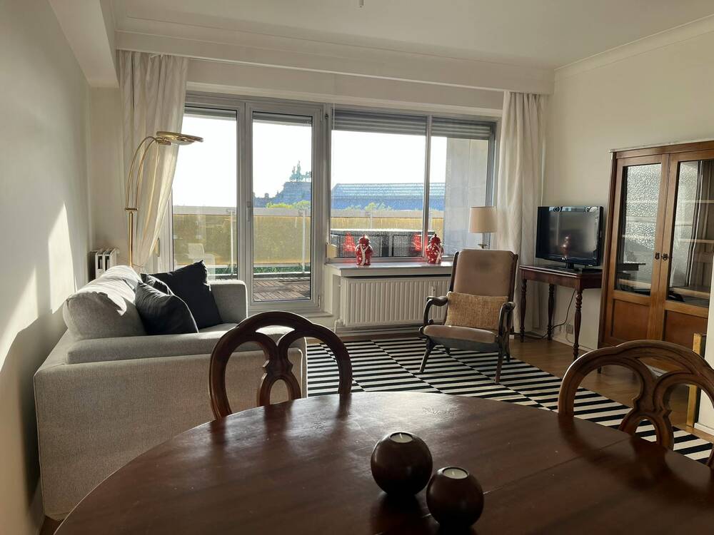 Appartement te  huur in Etterbeek 1040 1500.00€ 1 slaapkamers 75.00m² - Zoekertje 712288