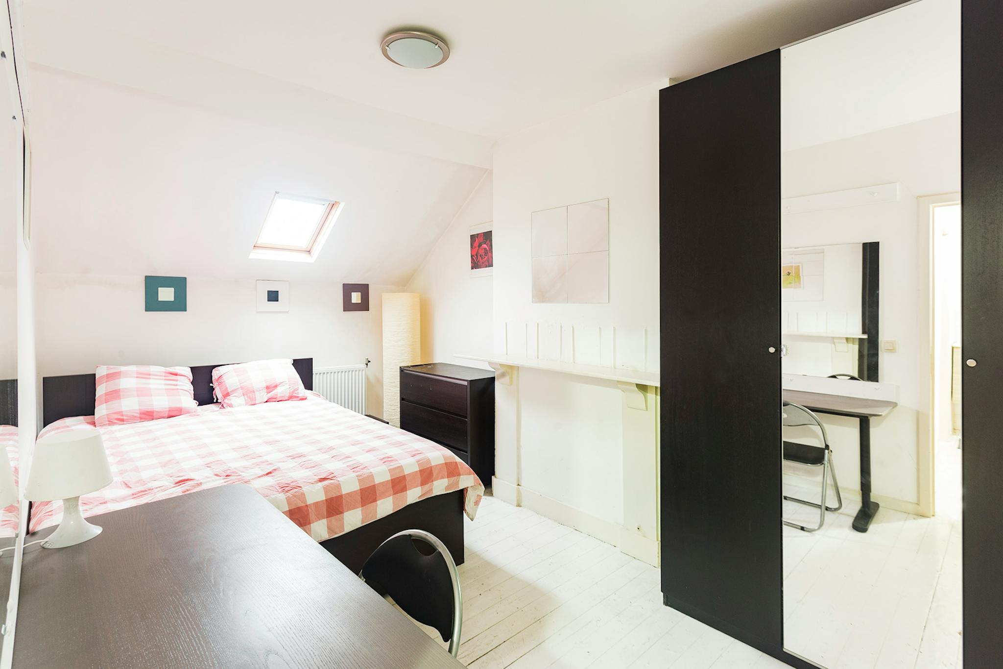 Appartement te  huur in Etterbeek 1040 800.00€ 1 slaapkamers 40.00m² - Zoekertje 794698