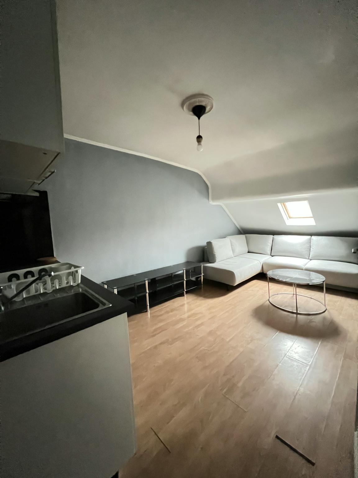 Appartement à louer à Berchem-Sainte-Agathe 1082 750.00€ 1 chambres 50.00m² - annonce 476261