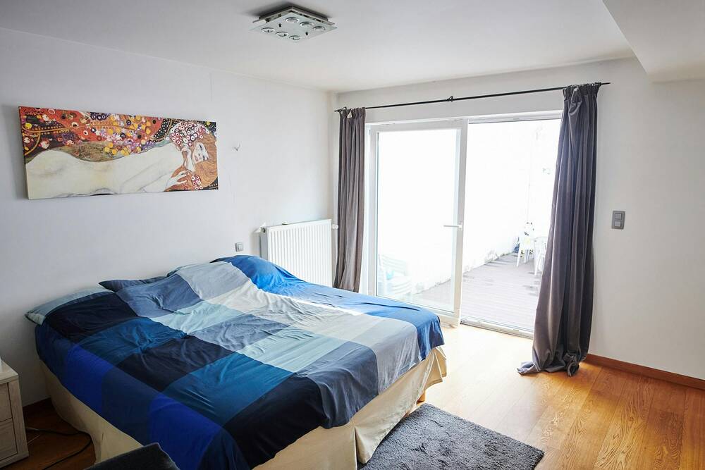 Appartement te  huur in Vorst 1190 700.00€ 1 slaapkamers 200.00m² - Zoekertje 666434