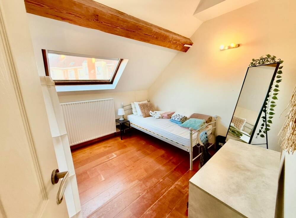 Appartement te  huur in Vorst 1190 500.00€ 1 slaapkamers 100.00m² - Zoekertje 681094