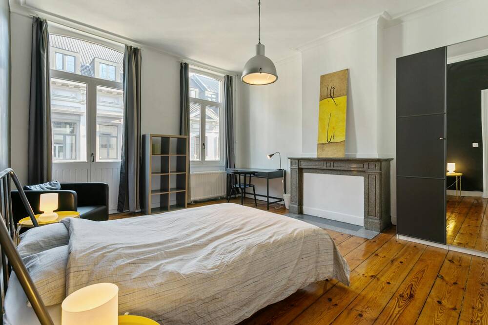 Appartement à louer à Bruxelles 1000 985.00€ 1 chambres 400.00m² - annonce 82041