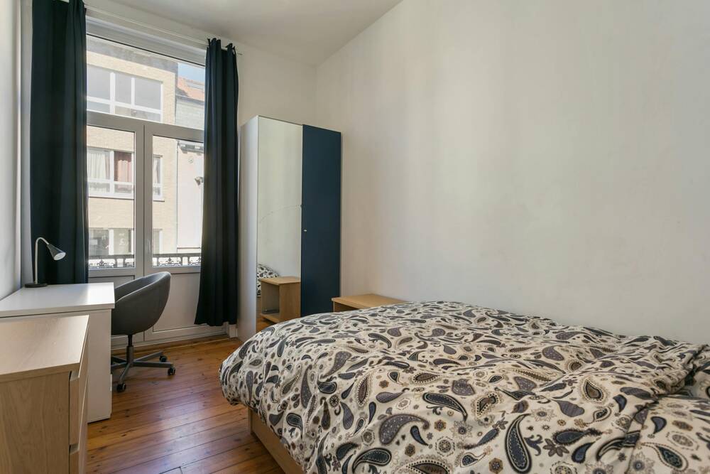 Appartement te  huur in Elsene 1050 550.00€ 1 slaapkamers 300.00m² - Zoekertje 82054