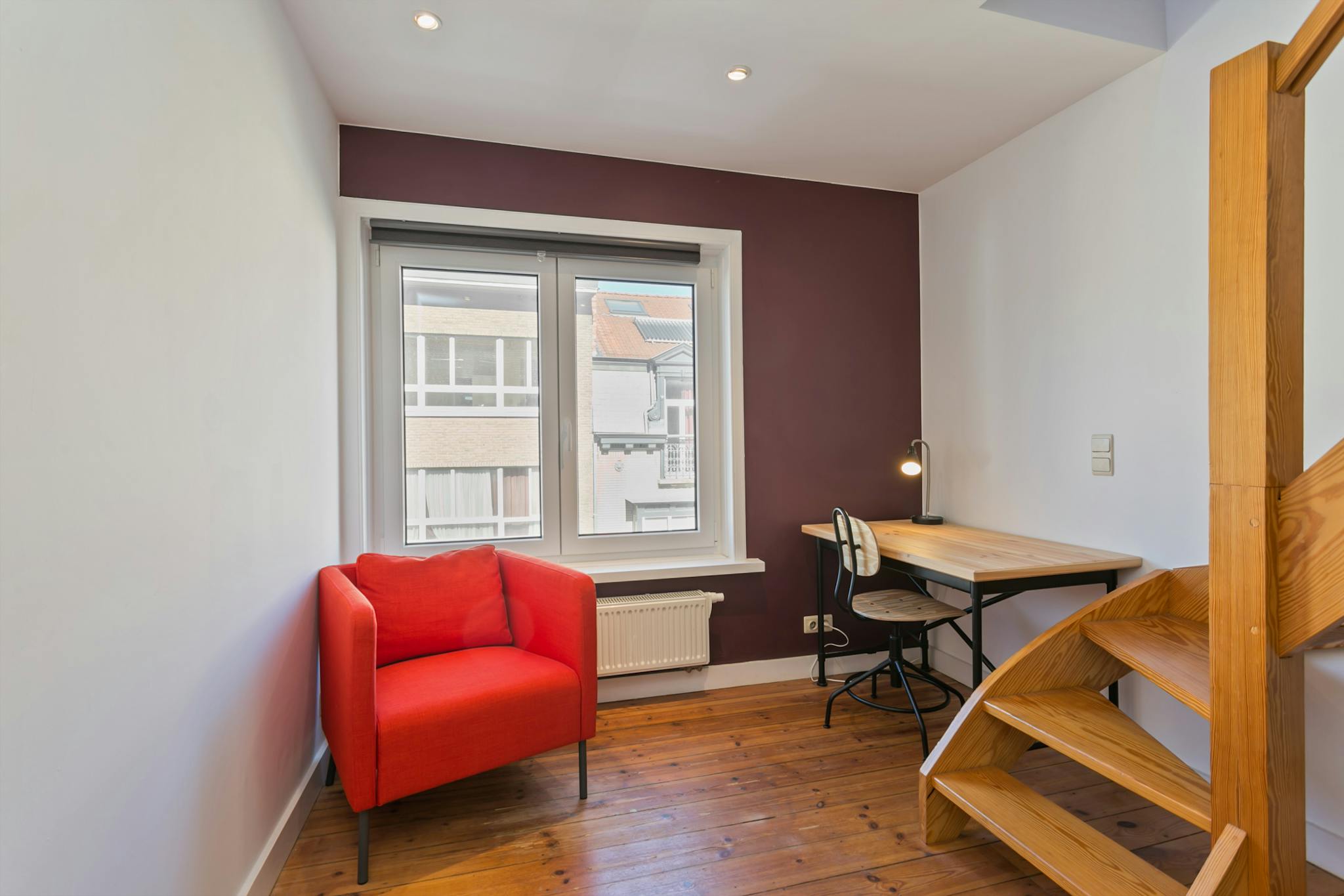 Appartement te  huur in Elsene 1050 605.00€ 1 slaapkamers 300.00m² - Zoekertje 82057