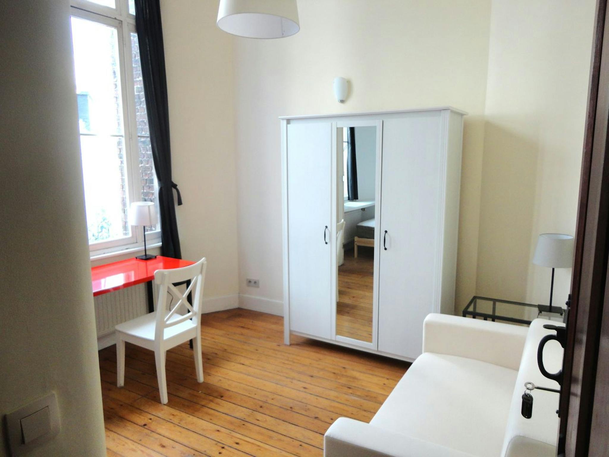Appartement te  huur in Brussel 1000 795.00€ 1 slaapkamers 200.00m² - Zoekertje 82256