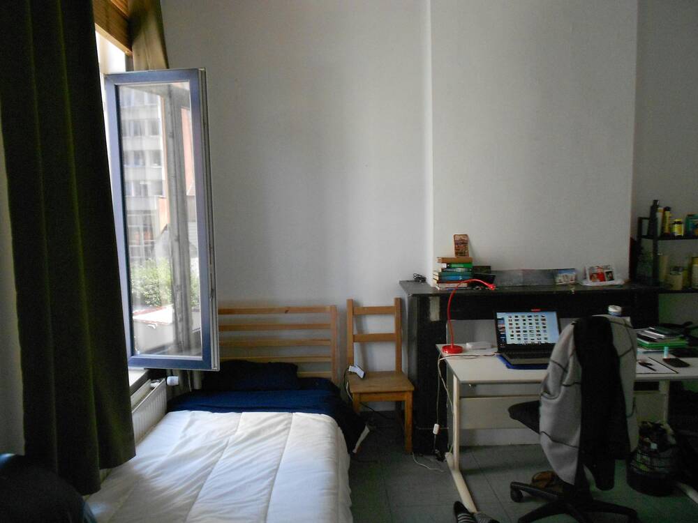Appartement à louer à Saint-Josse-ten-Noode 1210 750.00€ 1 chambres 96.00m² - annonce 82507