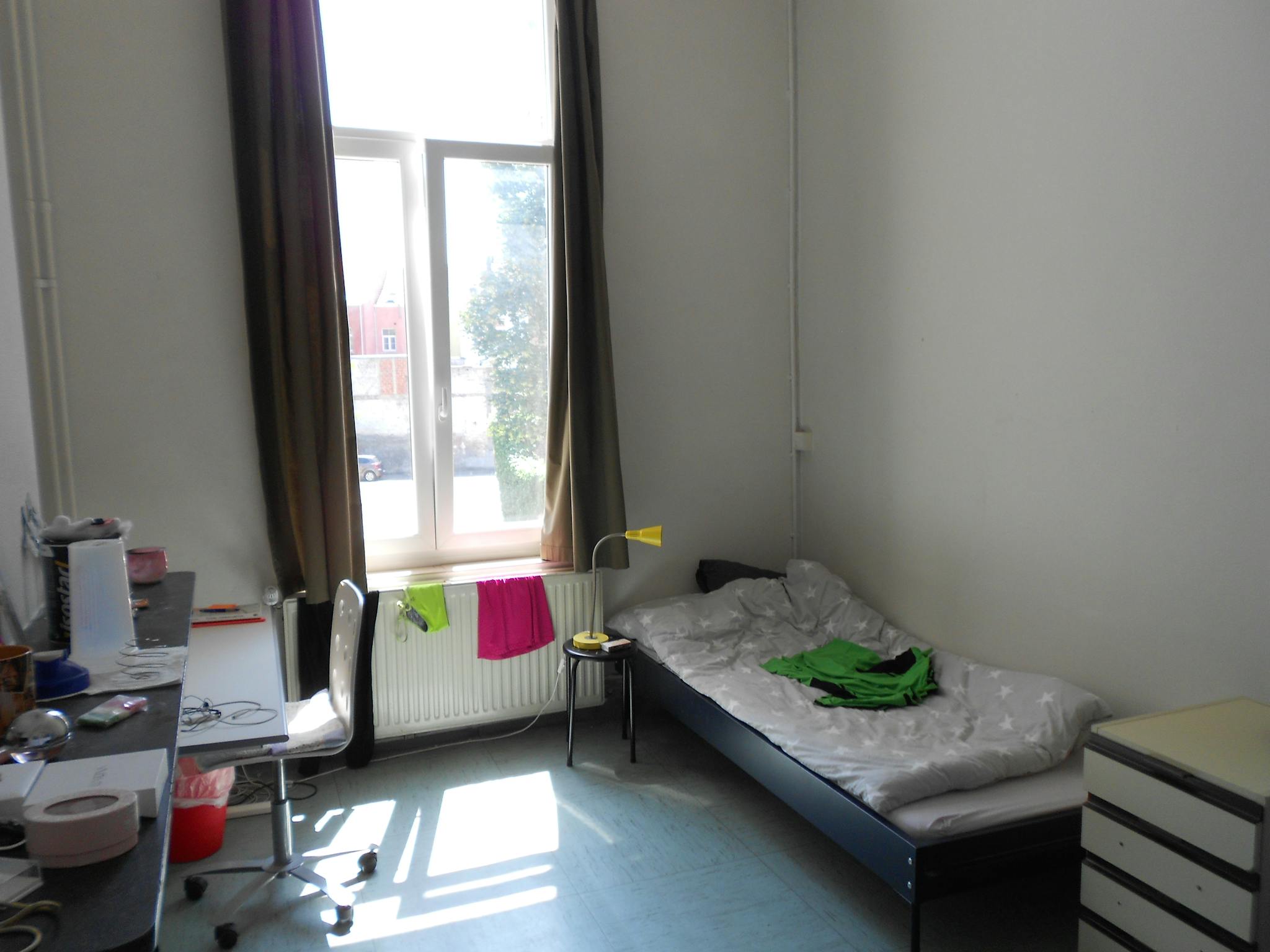 Appartement à louer à Saint-Josse-ten-Noode 1210 550.00€ 1 chambres 68.00m² - annonce 82504