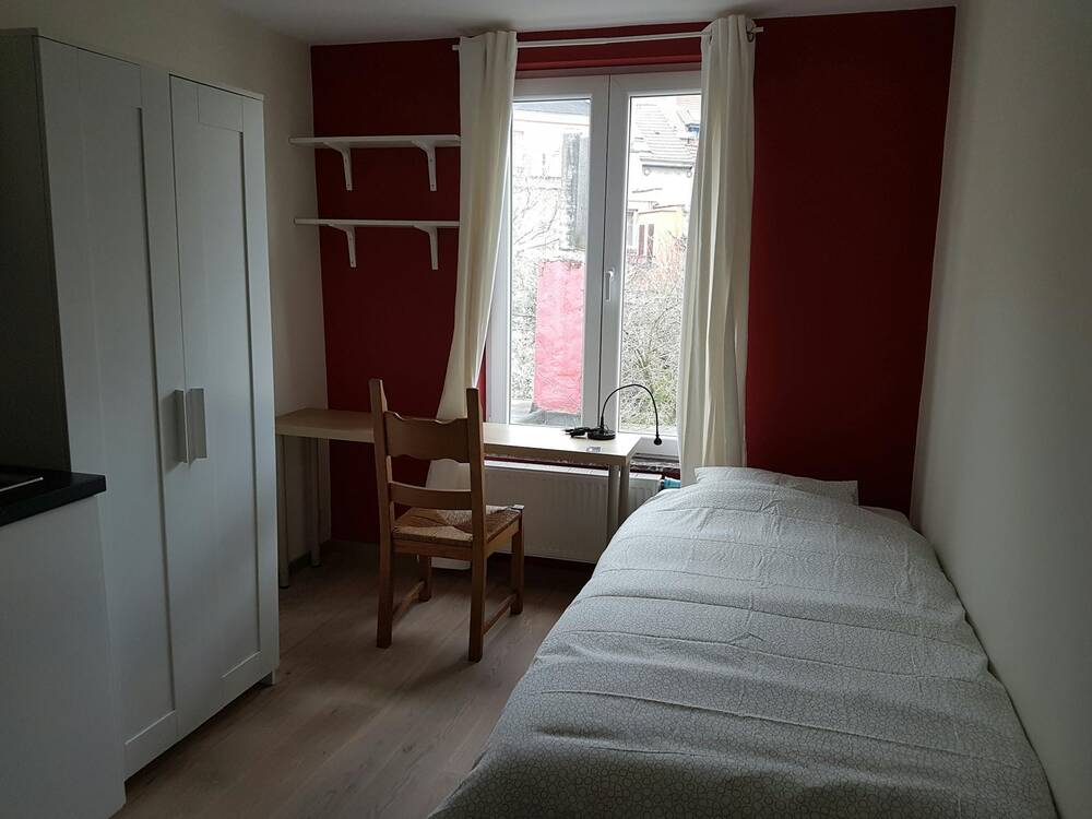 Appartement à louer à Saint-Josse-ten-Noode 1210 740.00€ 1 chambres 200.00m² - annonce 82664