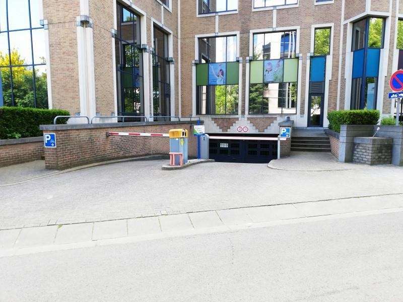 Parking & garage te  huur in Sint-Lambrechts-Woluwe 1200 39.00€  slaapkamers m² - Zoekertje 1361754