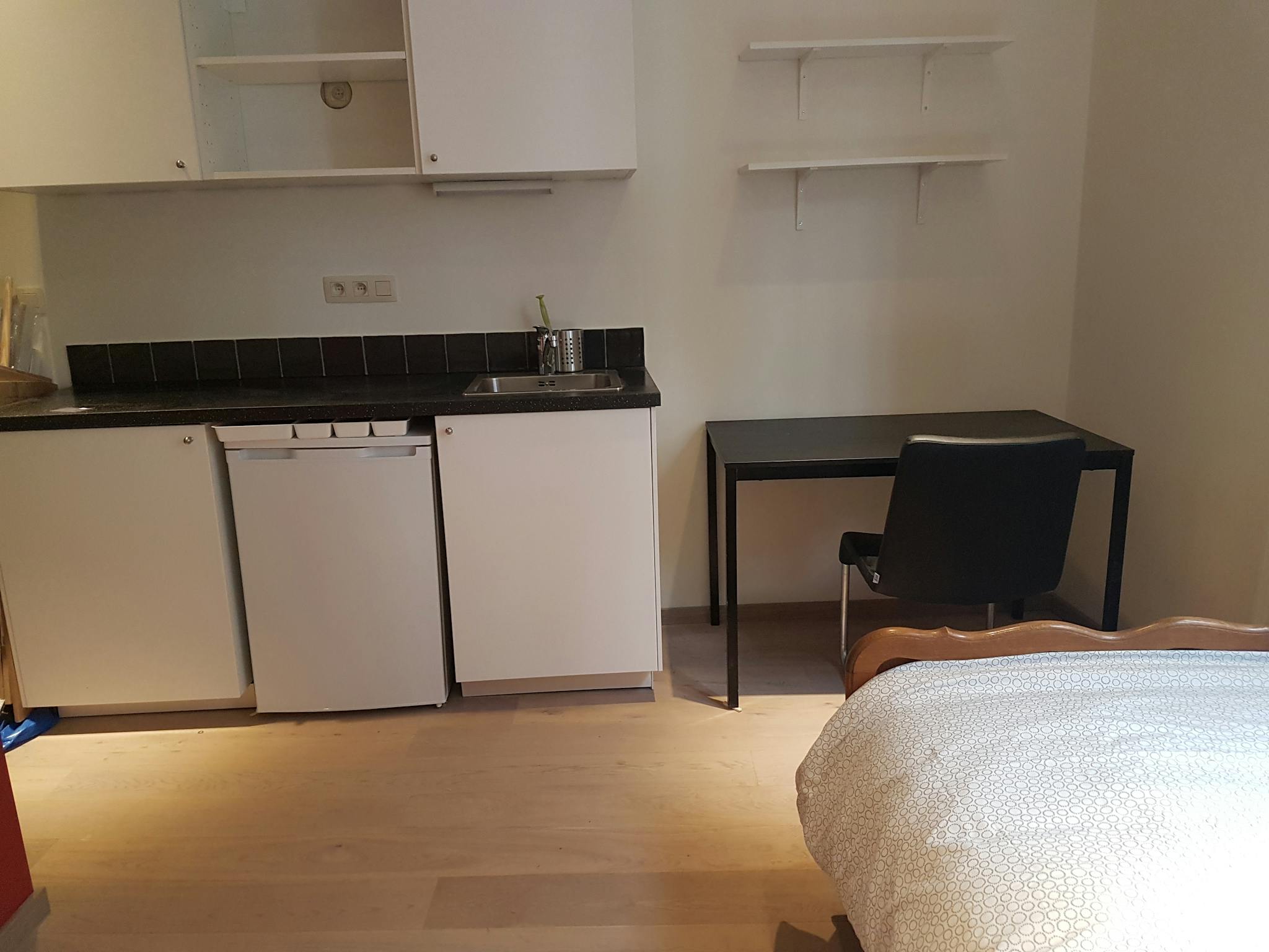 Appartement à louer à Saint-Josse-ten-Noode 1210 733.00€ 1 chambres 200.00m² - annonce 82912