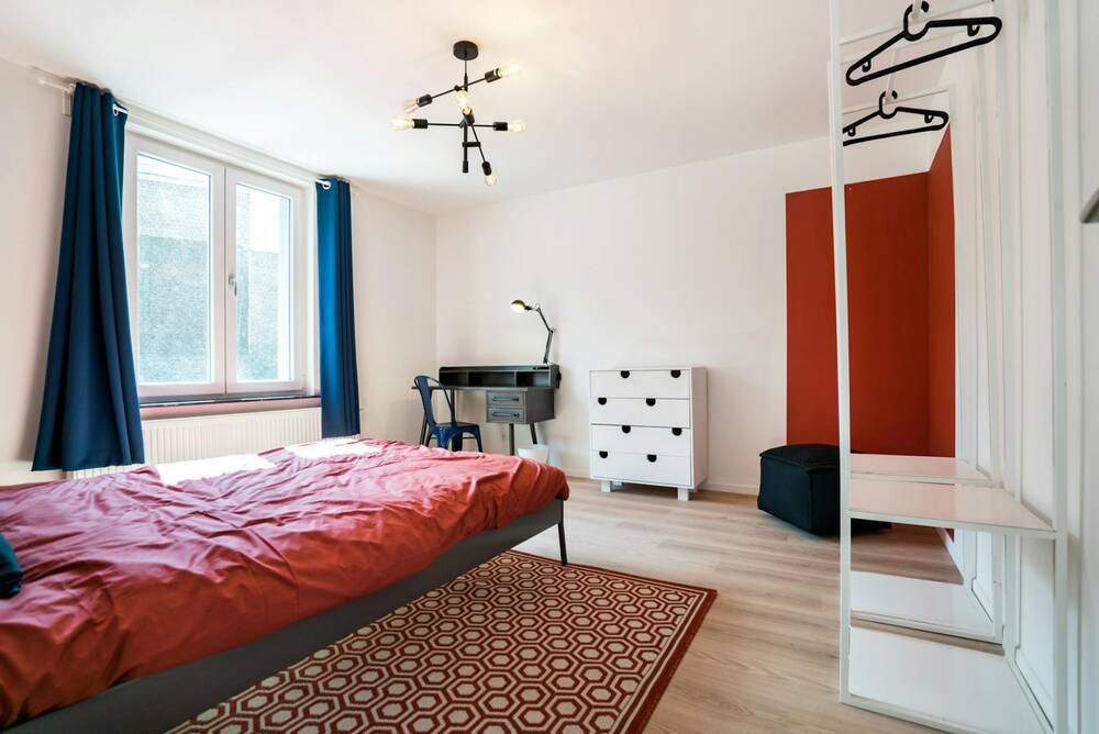 Appartement te  huur in Elsene 1050 925.00€ 1 slaapkamers 220.00m² - Zoekertje 83016