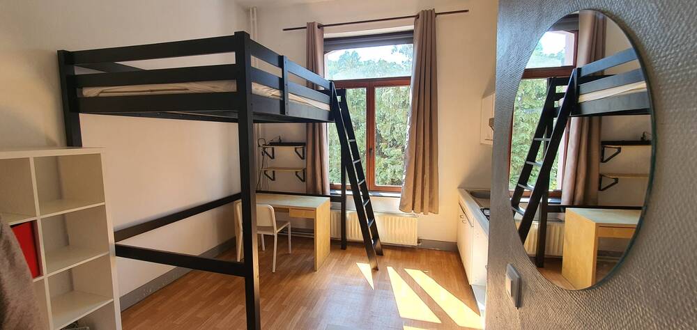 Appartement te huur in Anderlecht 1070 750.00€ 0 slaapkamers 17.00m² - Zoekertje 561991