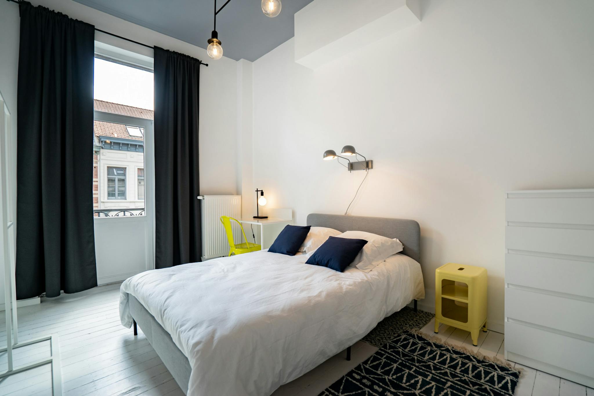 Appartement te  huur in Elsene 1050 950.00€ 1 slaapkamers 300.00m² - Zoekertje 83666