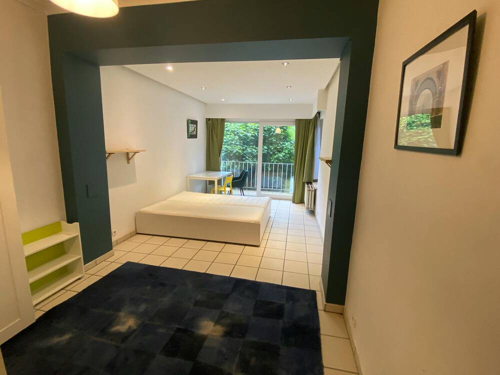 Appartement te  huur in Vorst 1190 660.00€ 1 slaapkamers m² - Zoekertje 310107