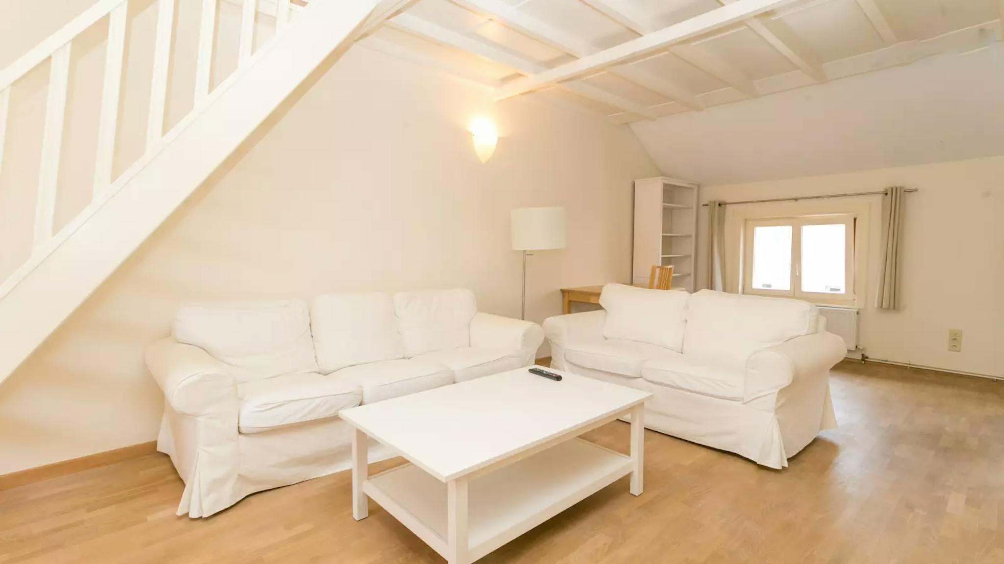 Appartement te  huur in Elsene 1050 1599.00€ 1 slaapkamers 85.00m² - Zoekertje 795355