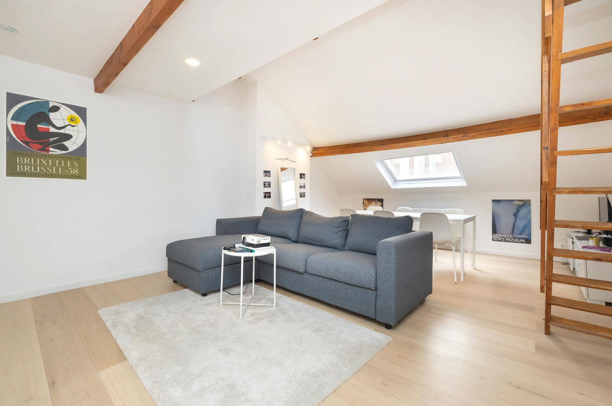 Appartement te  huur in Elsene 1050 1600.00€ 2 slaapkamers 100.00m² - Zoekertje 795333