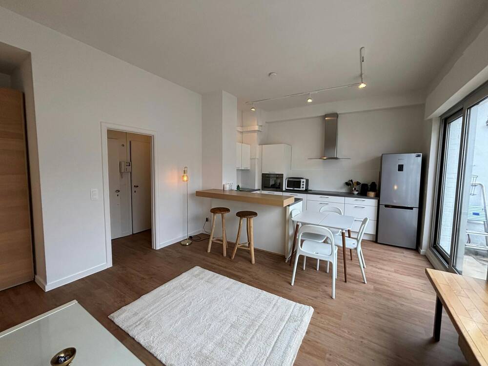Appartement te  huur in Elsene 1050 1100.00€ 0 slaapkamers 40.00m² - Zoekertje 490515