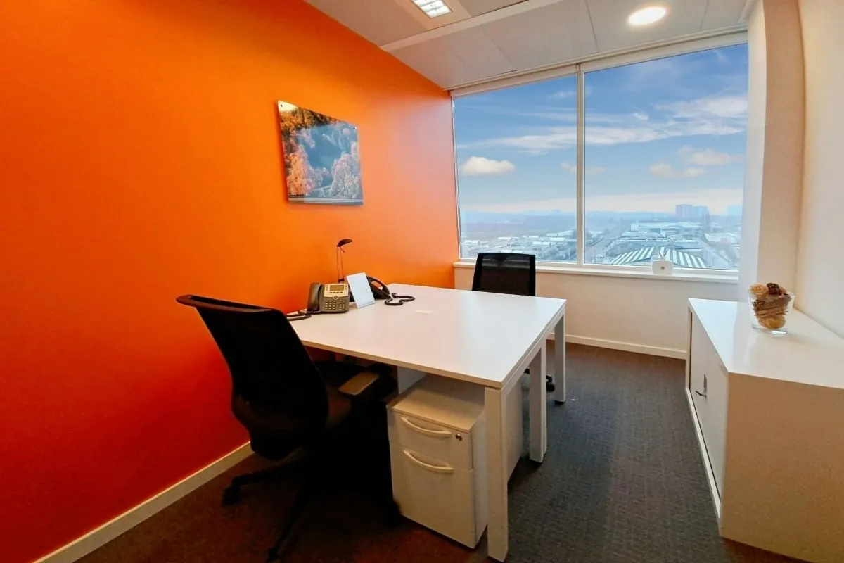 Commerce à louer à Berchem-Sainte-Agathe 1082 629.00€ 0 chambres m² - annonce 2564