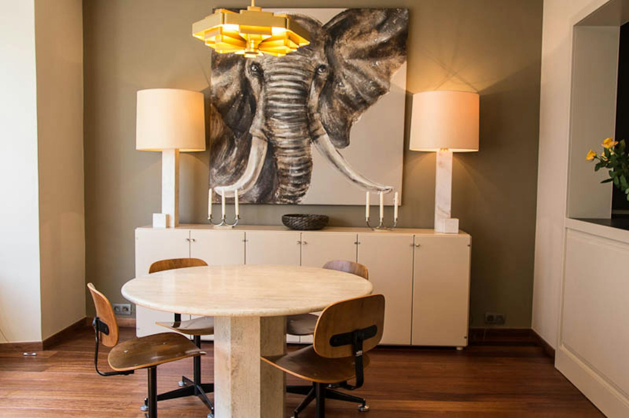 Appartement te  huur in Elsene 1050 2495.00€ 2 slaapkamers 90.00m² - Zoekertje 84035