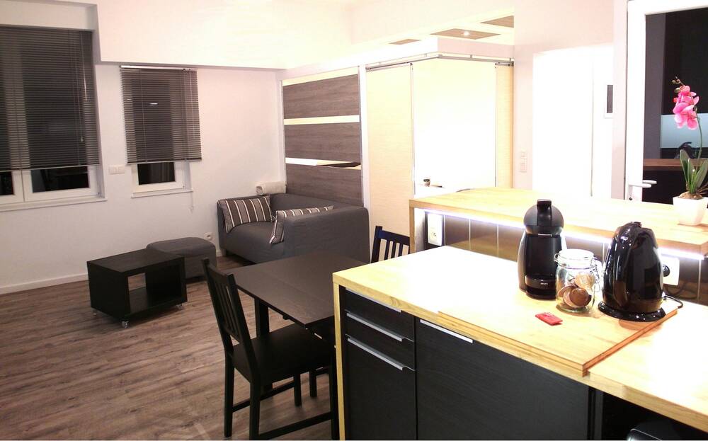 Appartement te  huur in Brussel 1000 750.00€ 0 slaapkamers 40.00m² - Zoekertje 1390244