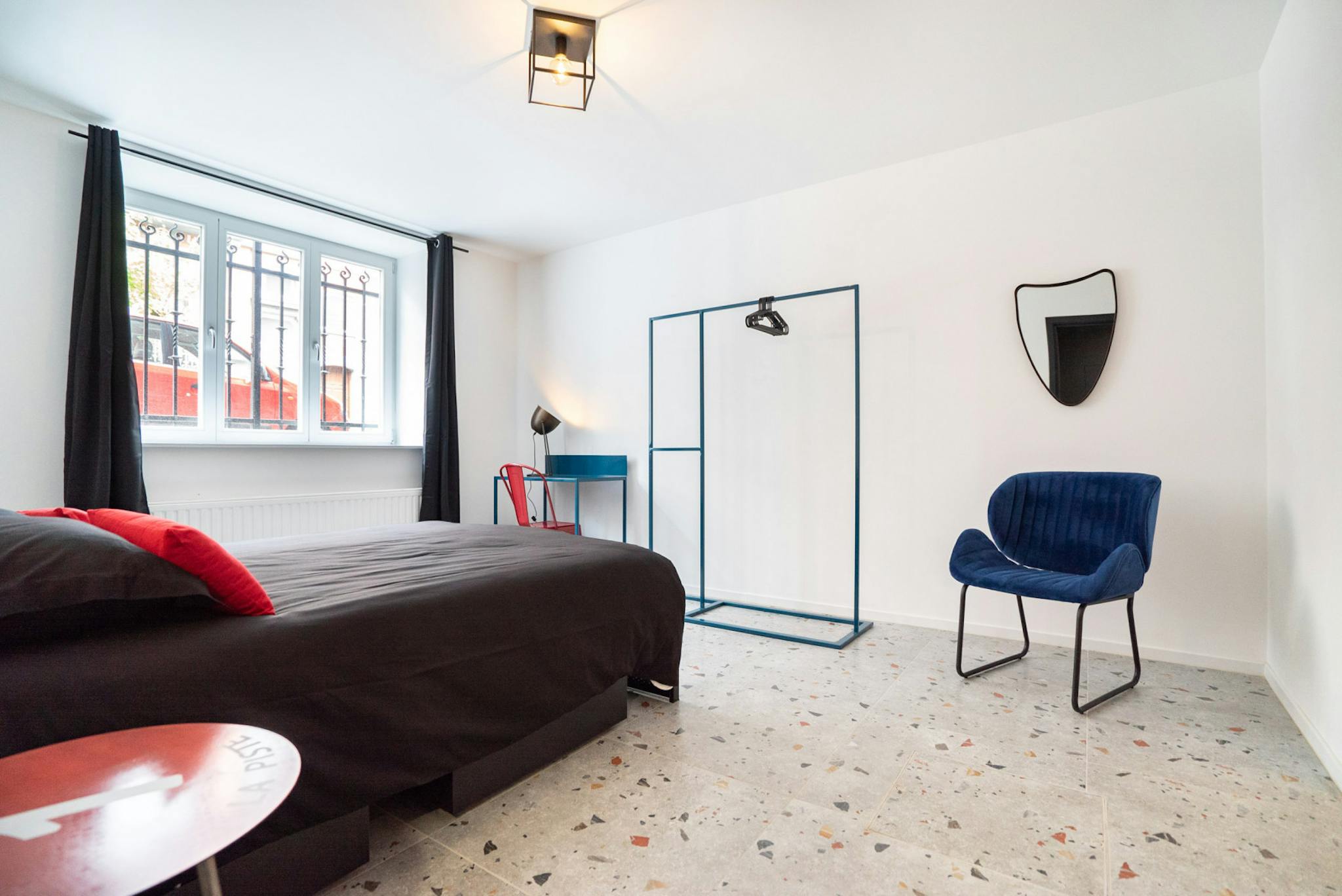 Appartement te  huur in Sint-Lambrechts-Woluwe 1200 610.00€ 1 slaapkamers 290.00m² - Zoekertje 84218