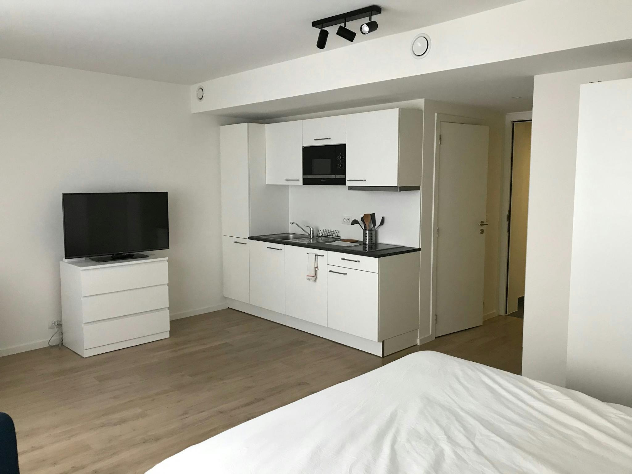 Appartement te  huur in Brussel 1000 950.00€ 0 slaapkamers 30.00m² - Zoekertje 588754