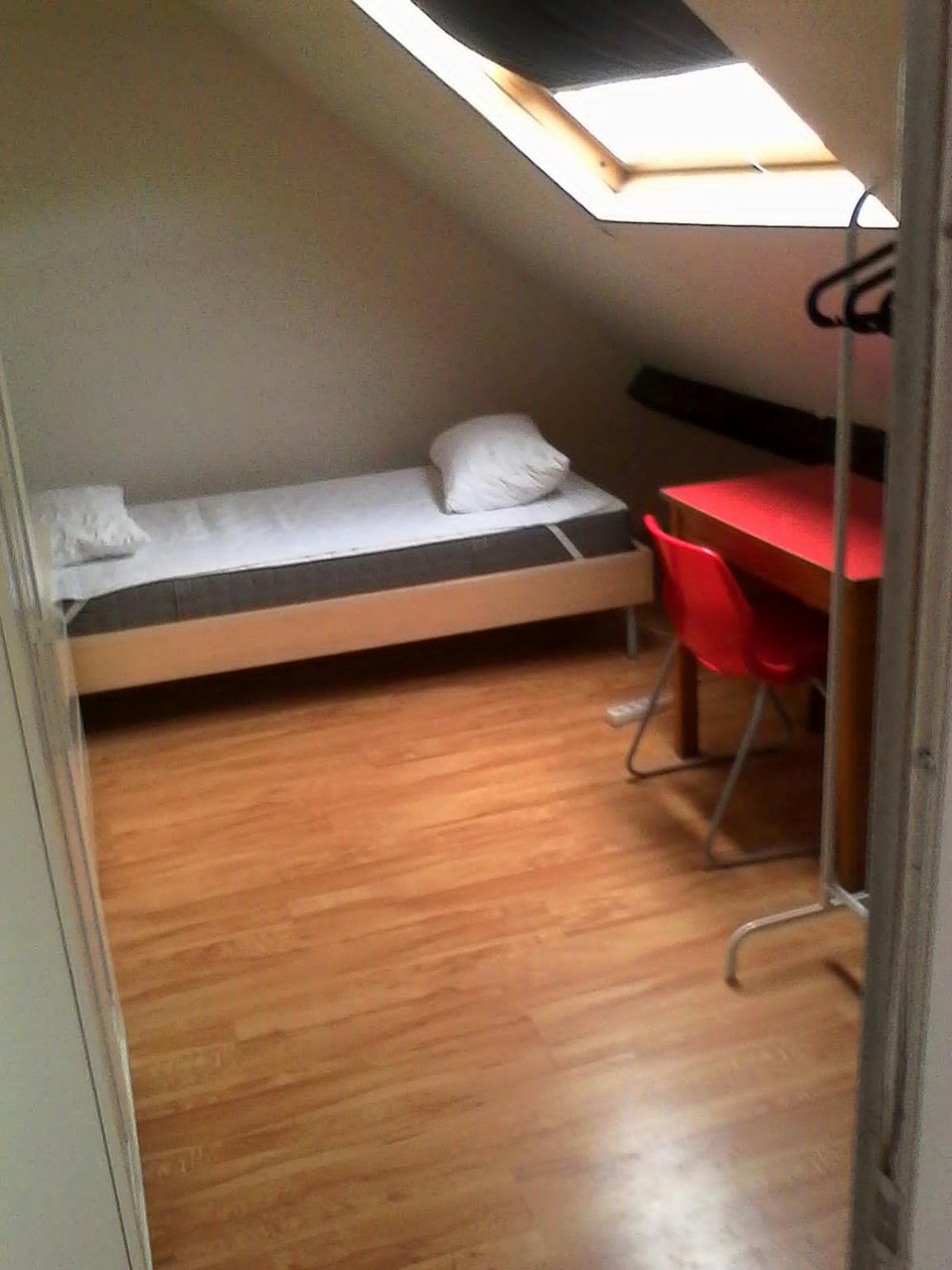 Appartement à louer à Saint-Gilles 1060 615.00€ 1 chambres 500.00m² - annonce 795780