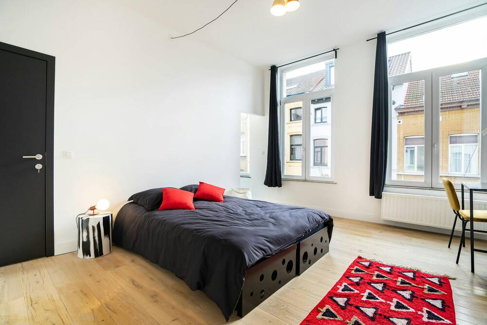 Appartement à louer à Saint-Gilles 1060 925.00€ 1 chambres 300.00m² - annonce 84474