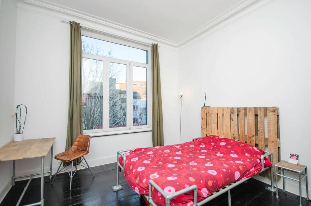 Appartement à louer à Ixelles 1050 600.00€ 1 chambres 350.00m² - annonce 653739