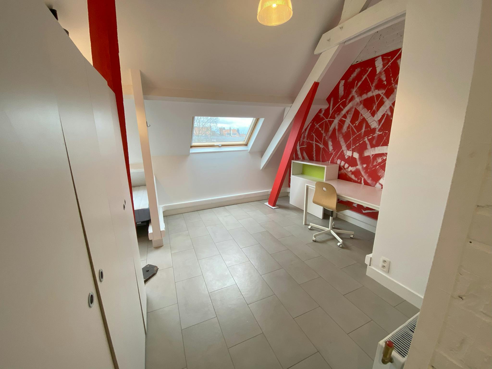Appartement te  huur in Vorst 1190 675.00€ 1 slaapkamers m² - Zoekertje 84490