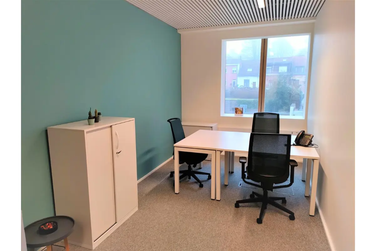 Handelszaak te  huur in Oudergem 1160 1299.00€  slaapkamers m² - Zoekertje 4300