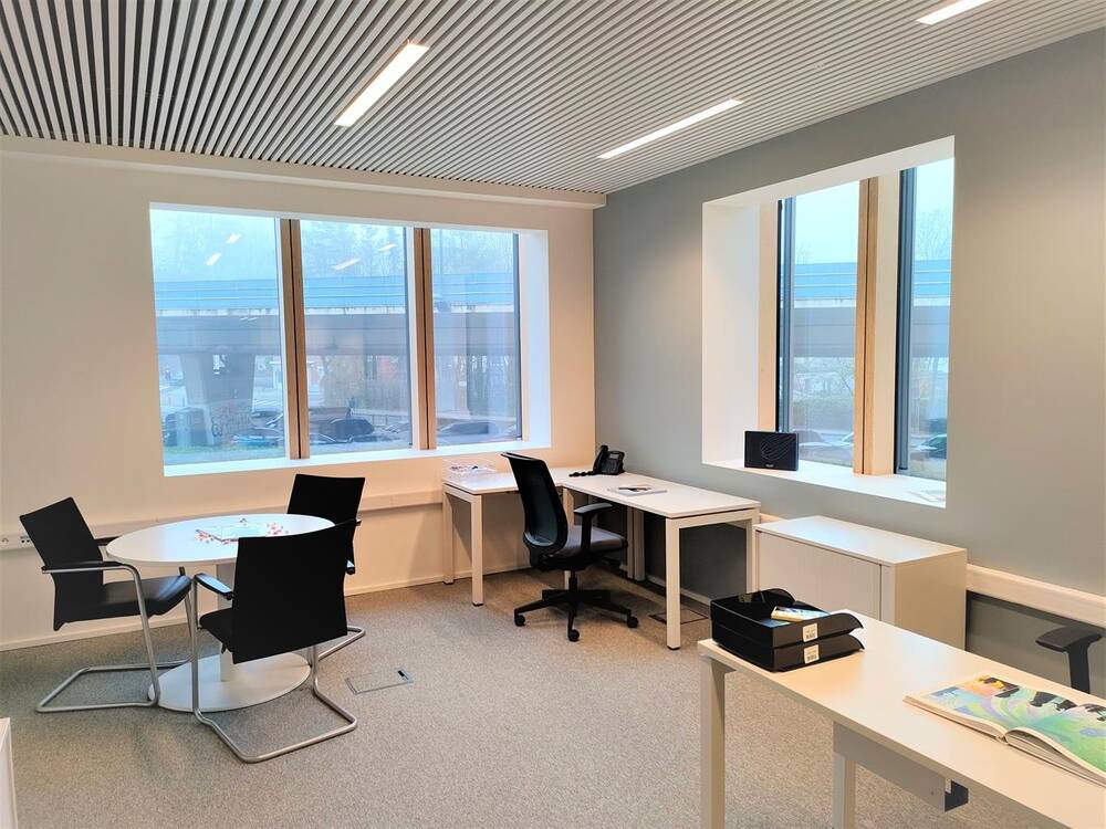 Handelszaak te huur in Oudergem 1160 1599.00€ slaapkamers m² - Zoekertje 3271