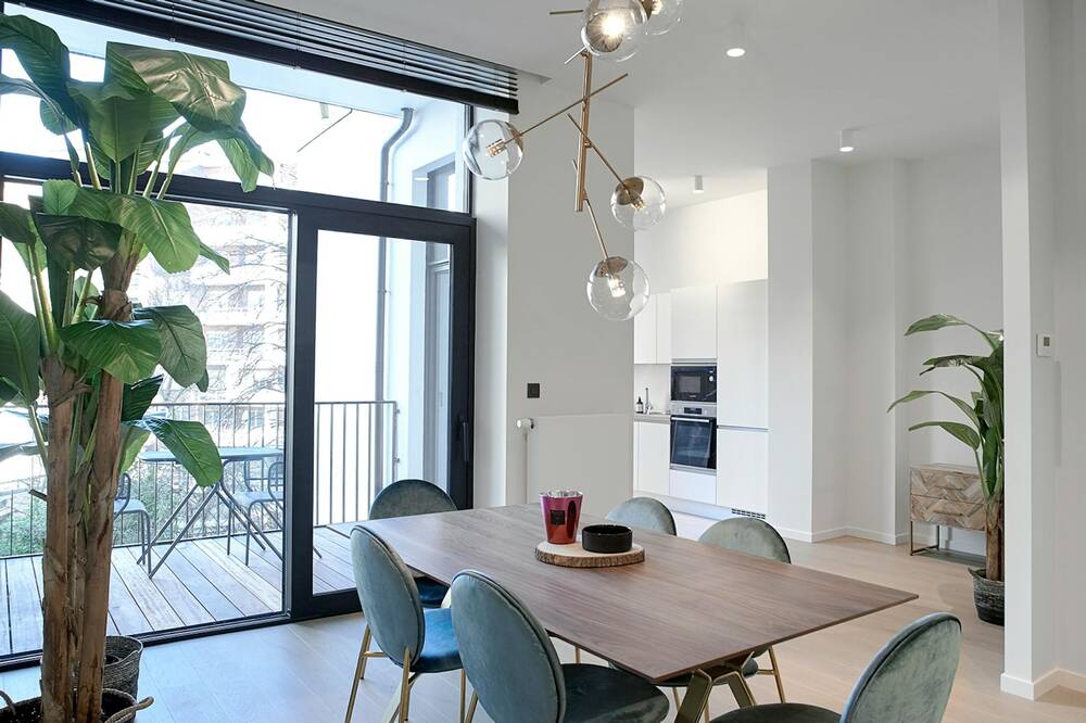 Appartement te  huur in Brussel 1000 2100.00€ 2 slaapkamers 116.00m² - Zoekertje 84828