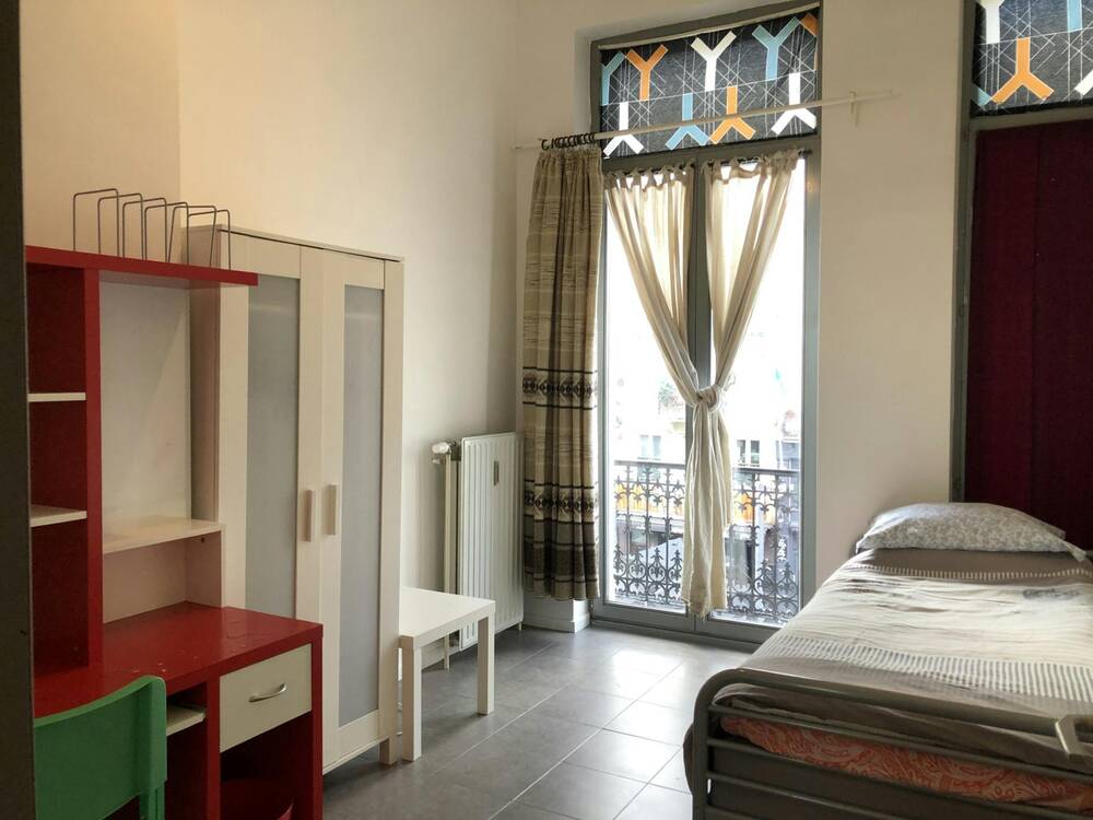Appartement à louer à Bruxelles 1000 600.00€ 1 chambres 75.00m² - annonce 768939