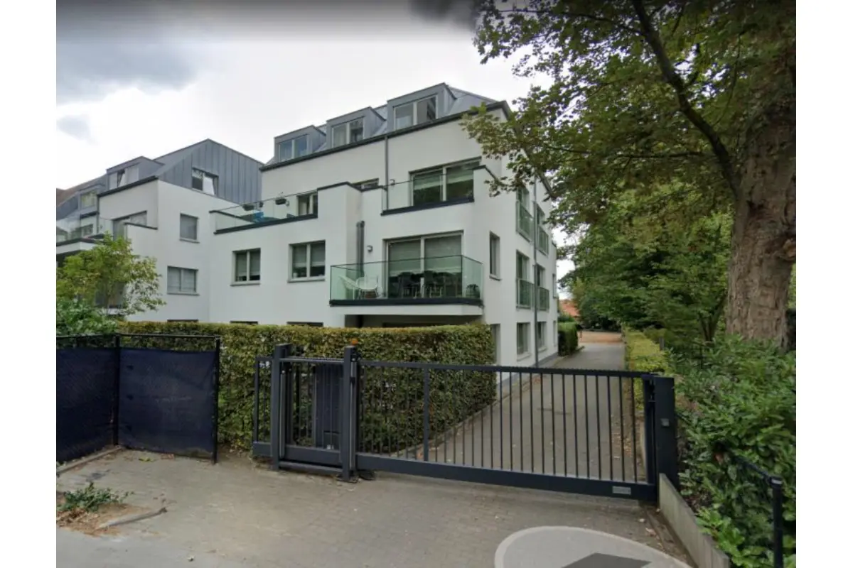 Box te  huur in Watermaal-Bosvoorde 1170 125.00€  slaapkamers m² - Zoekertje 5119