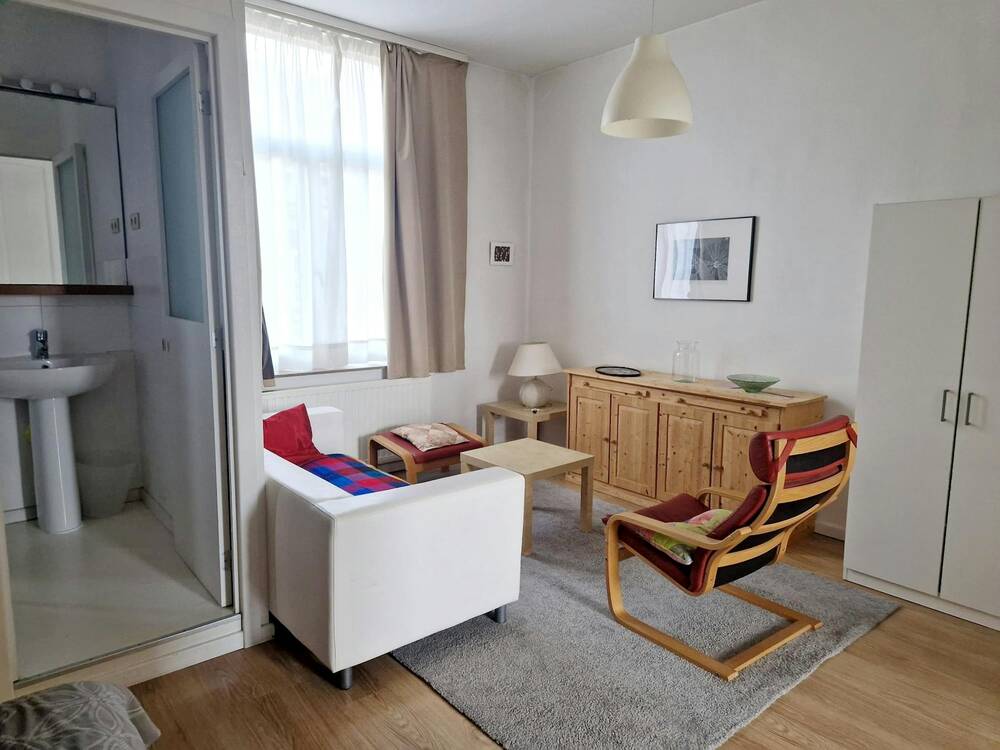 Appartement te  huur in Vorst 1190 980.00€ 1 slaapkamers 50.00m² - Zoekertje 85026