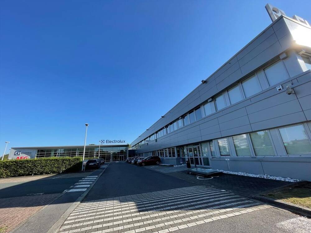Handelszaak te huur in Evere 1140 5958.00€ slaapkamers 650.00m² - Zoekertje 5920