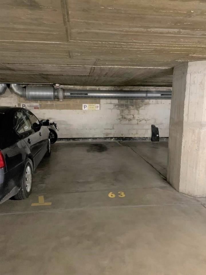 Parking / garage à vendre à Ixelles 1050 17000.00€ chambres m² - annonce 5868