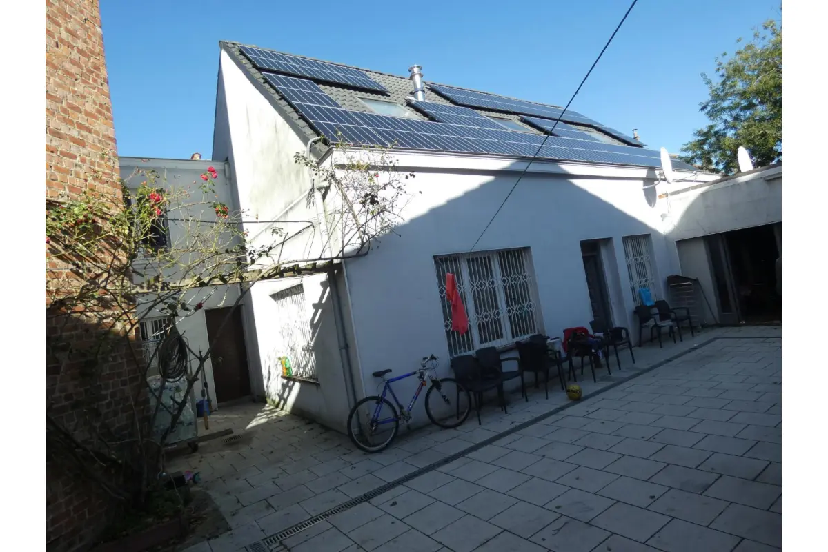 Huis te  in Sint-Agatha-Berchem 1082 529000.00€ 7 slaapkamers 227.00m² - Zoekertje 7009