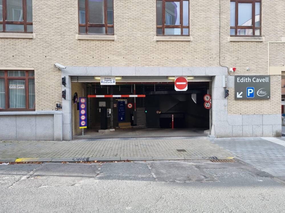 Parking te  huur in Ukkel 1180 70.00€ 0 slaapkamers m² - Zoekertje 1363794