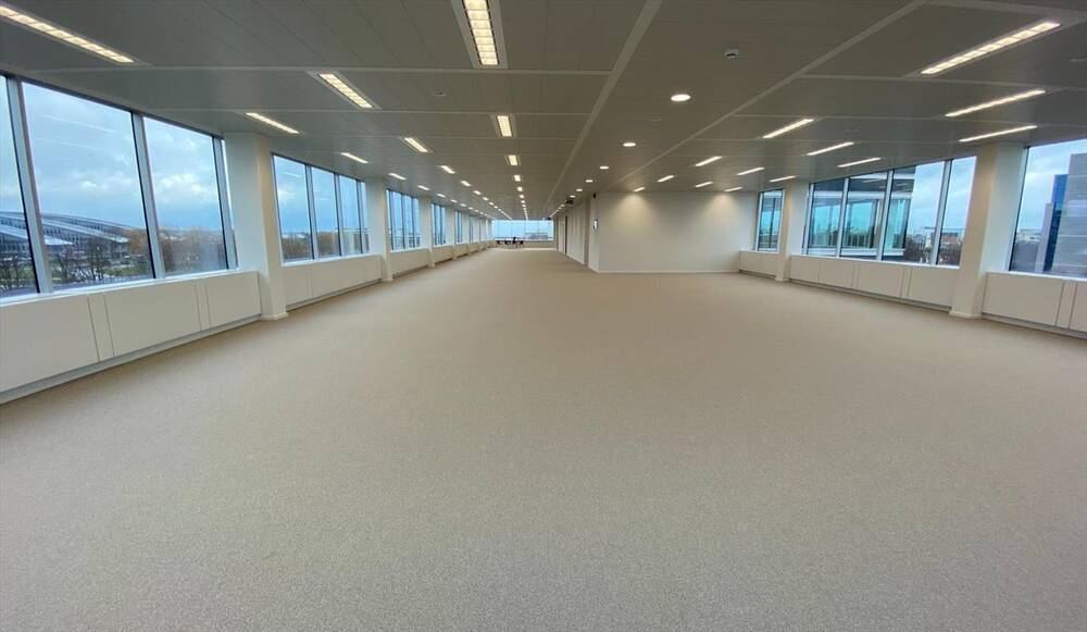 Commerce à louer à Haren 1130 11581.00€ chambres 1069.00m² - annonce 6992