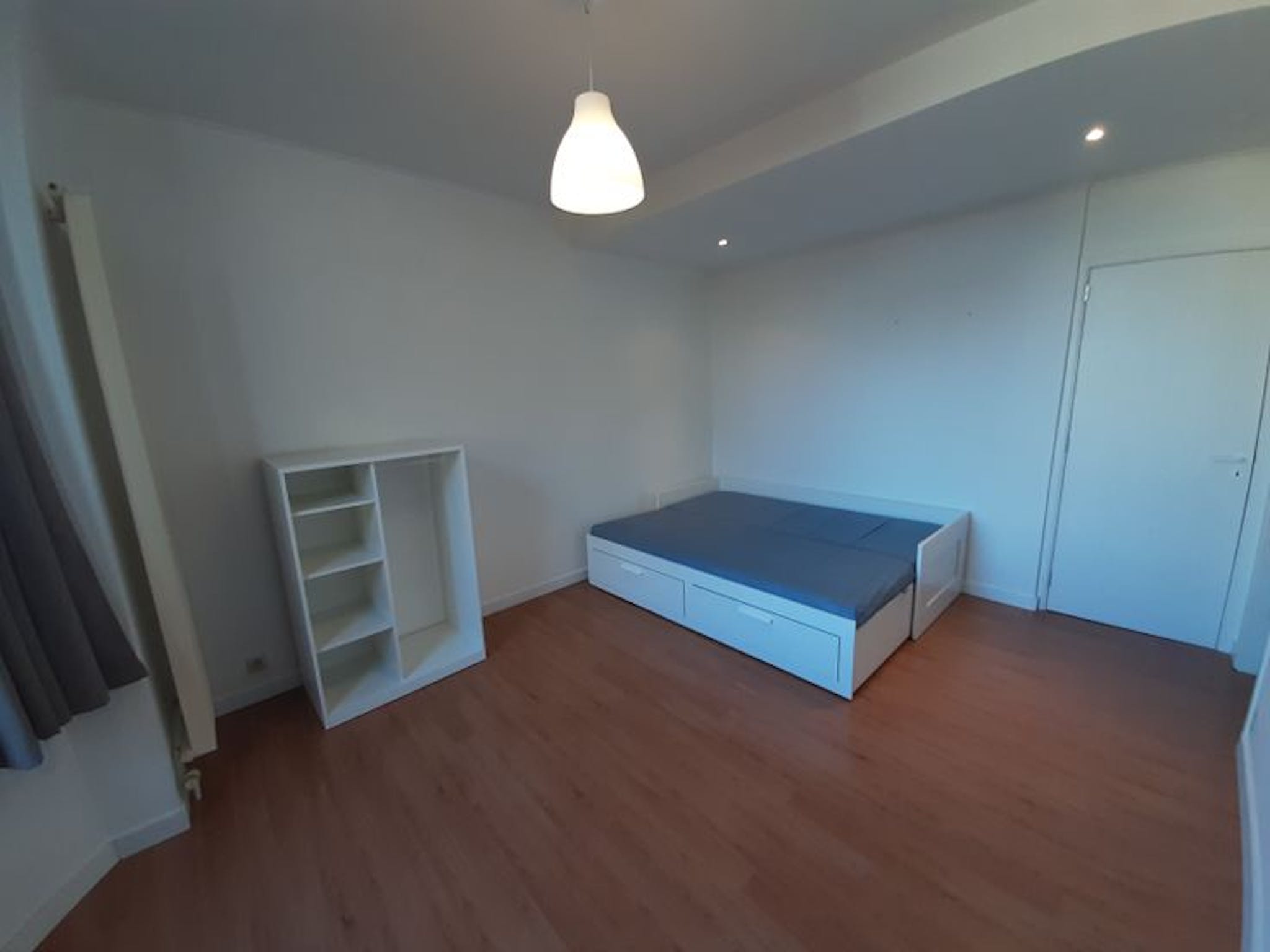 Appartement te  huur in Sint-Agatha-Berchem 1082 649.00€ 0 slaapkamers 35.00m² - Zoekertje 1021031