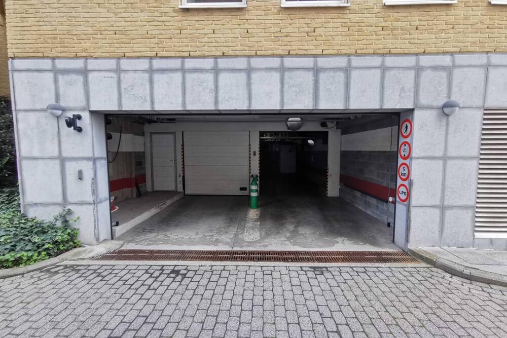 Parking / garage à louer à Auderghem 1160 140.00€ 0 chambres m² - annonce 748229
