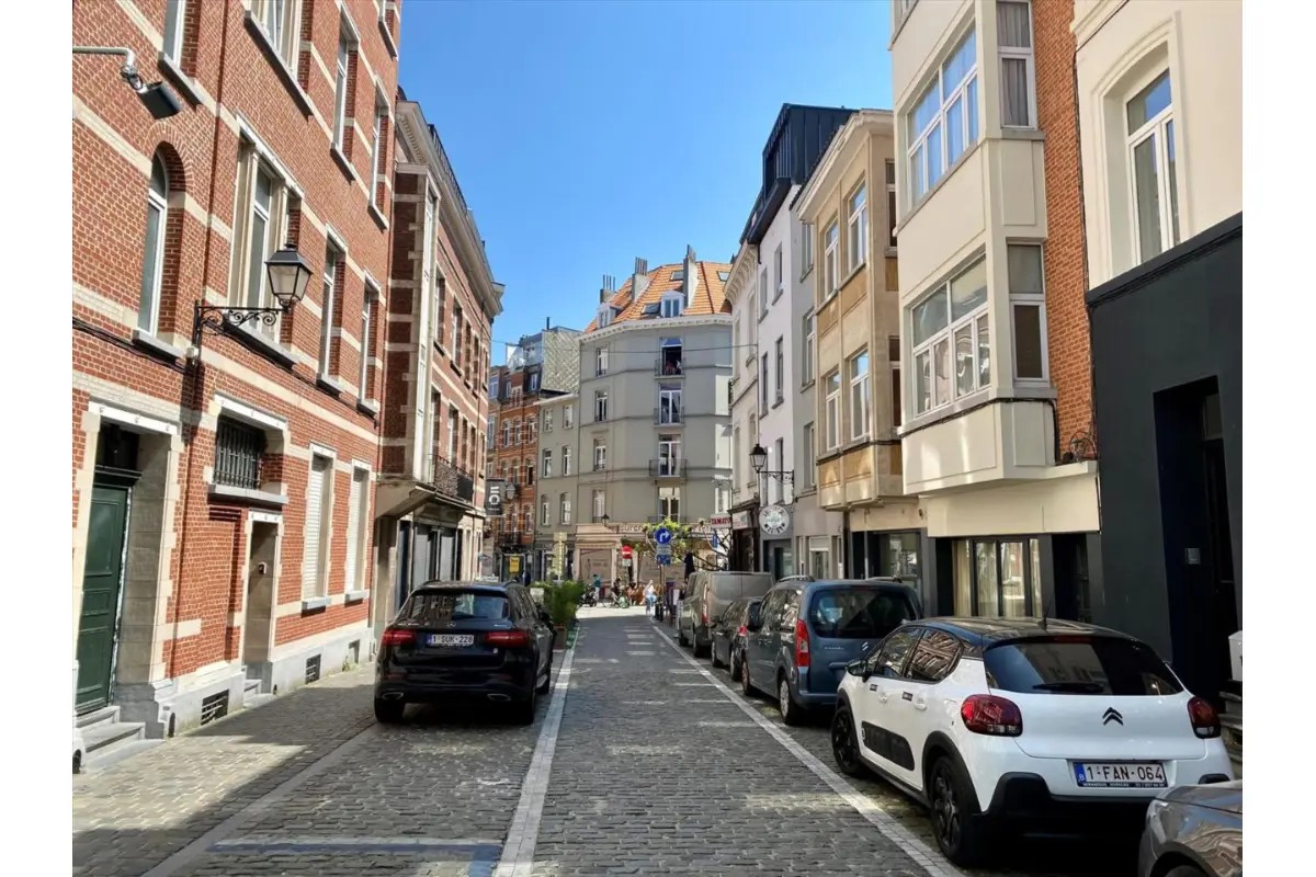 Studio te  koop in Elsene 1050 482000.00€  slaapkamers 89.00m² - Zoekertje 7275