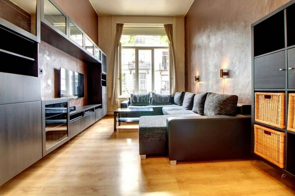 Appartement te  huur in Brussel 1000 1199.00€ 1 slaapkamers 74.00m² - Zoekertje 1405270