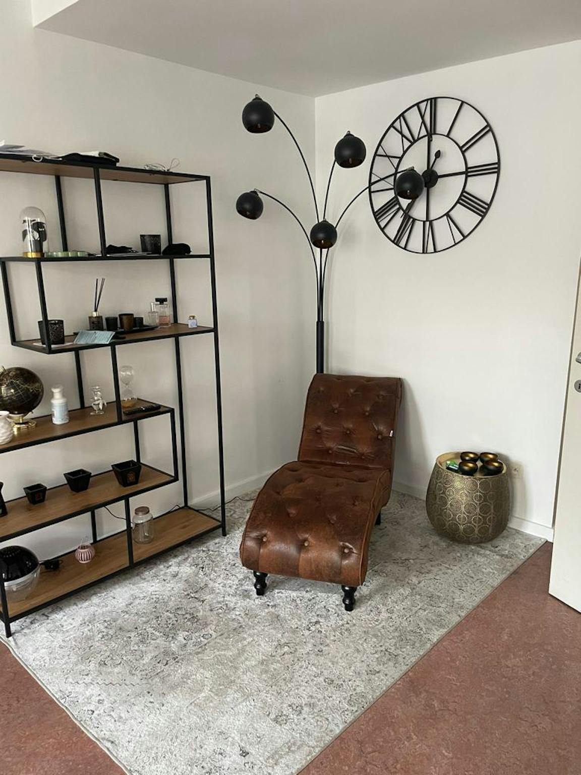 Appartement te  huur in Brussel 1000 650.00€ 1 slaapkamers 120.00m² - Zoekertje 85846