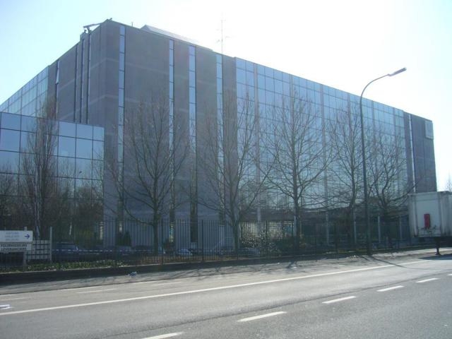 Handelszaak te huur in Vorst 1190 15578.00€ 0 slaapkamers m² - Zoekertje 11198