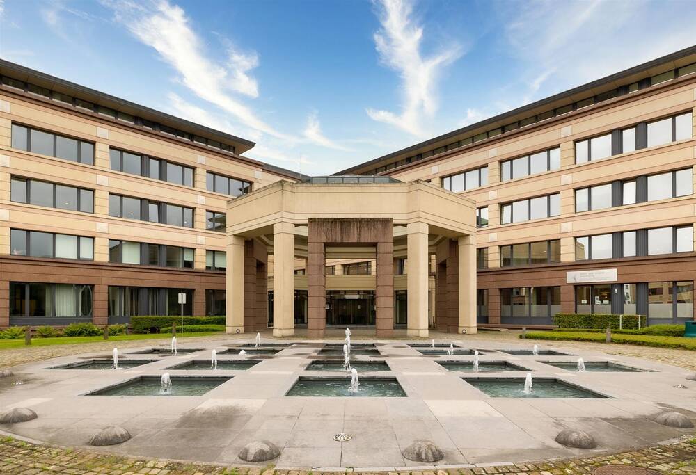 Handelszaak te huur in Sint-Lambrechts-Woluwe 1200 3730.00€ slaapkamers 389.00m² - Zoekertje 10935